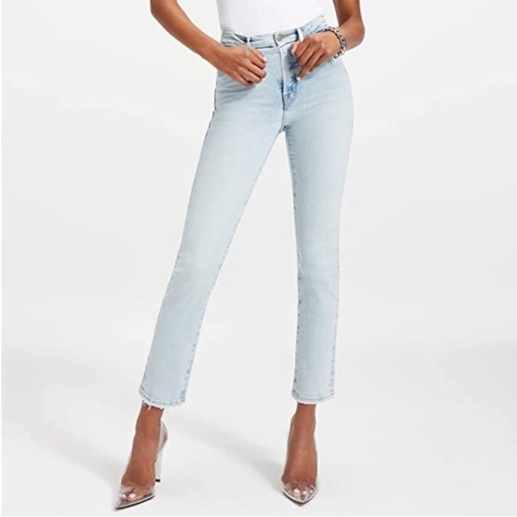 Womens Good American Good Classic Faded Frayed
Hem Jeans - Picture 1 of 8